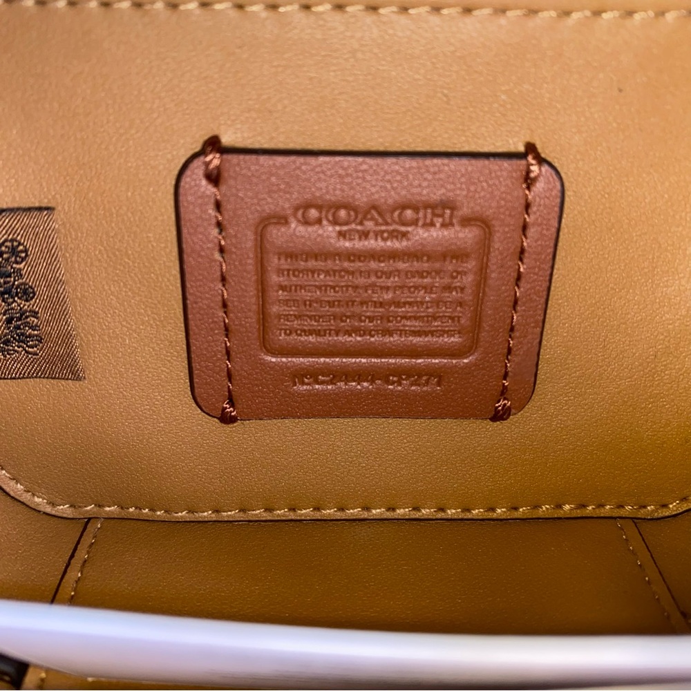 Coach leather crossbody pouch card case New - Picture 7 of 14